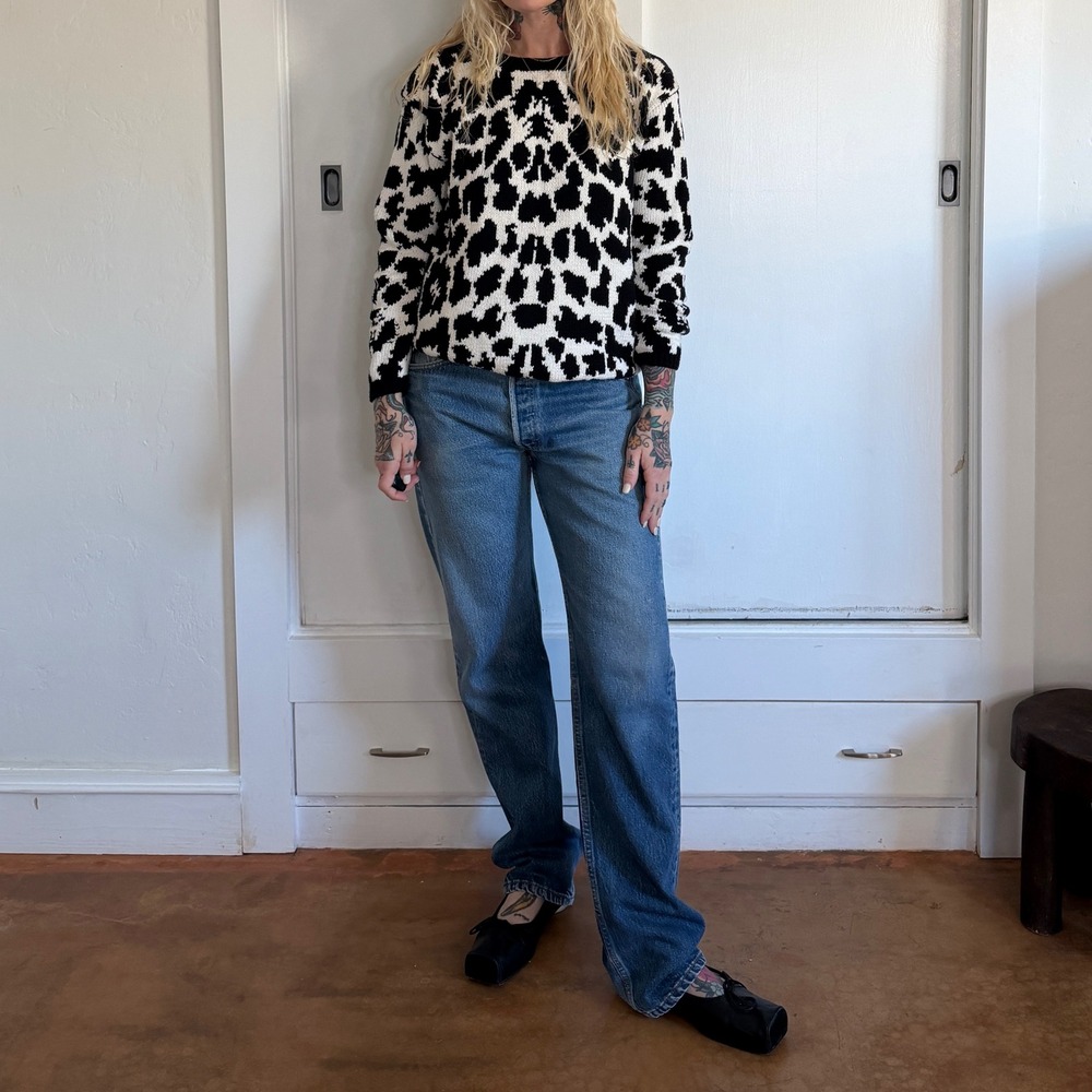 Vintage 1990s Leopard Print Crewneck Sweater Black White Knit Top Womens